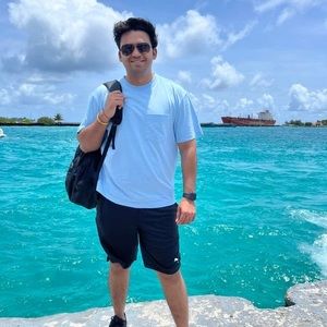 Meet your Posher, Jignesh